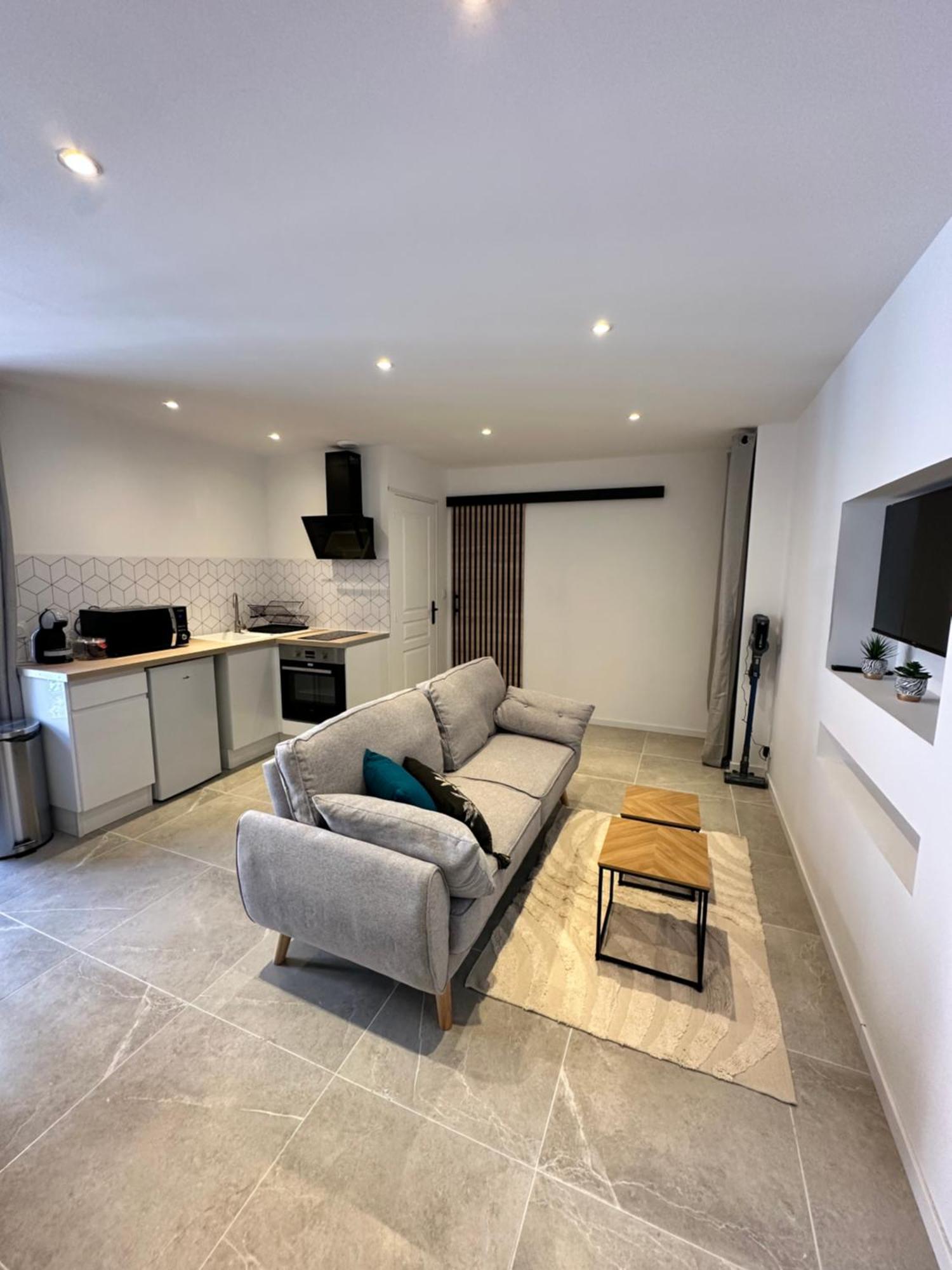 Appartement Centre-Ville Bédarieux Extérieur photo